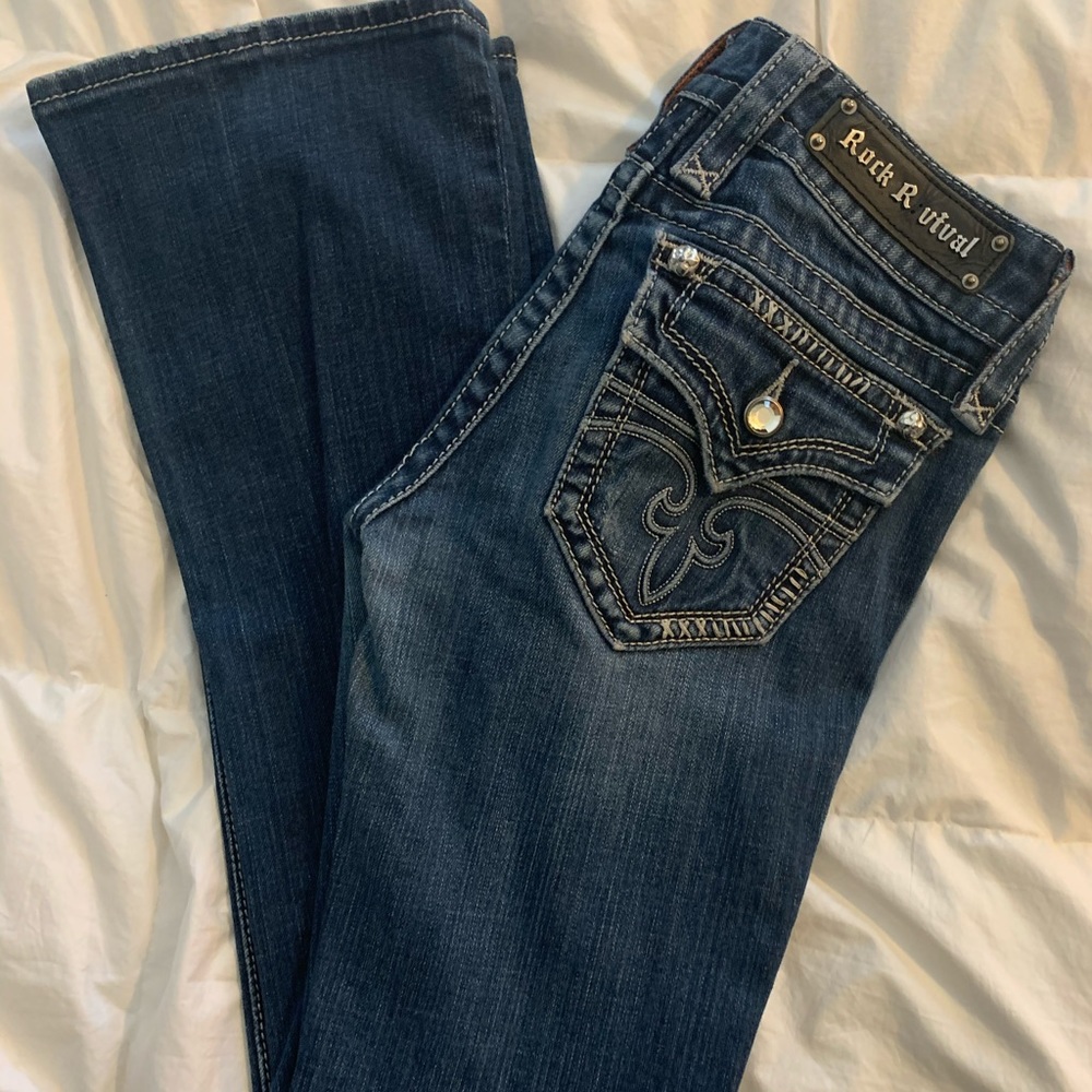 *sold* Rock Revival Jeans